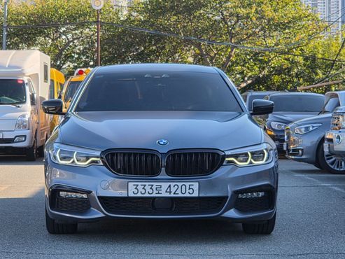 BMW 5-Series 520d M Sport Package Plus — пробег 165 420 км — фото 4 из 5