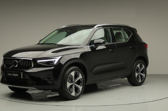 Volvo XC40 B4 Ultra Dark — пробег 107 км — фото 1 из 5