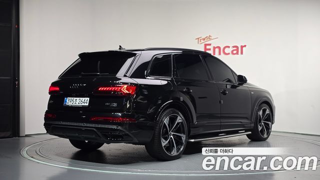 Audi Q7 55 TFSI Quattro Premium — пробег 57 415 км — фото 2 из 5
