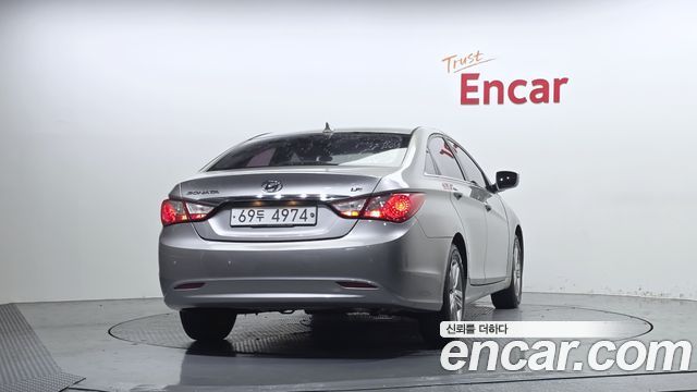 Hyundai Sonata LPI Smart — пробег 135 571 км — фото 4 из 5