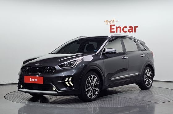 Kia Niro 1.6 HEV Noblesse Special — пробег 130 407 км — фото 1 из 5