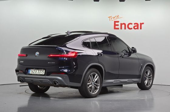 BMW X4 xDrive20i M Sports X Onlile Exclusive Edition — пробег 128 970 км — фото 2 из 5