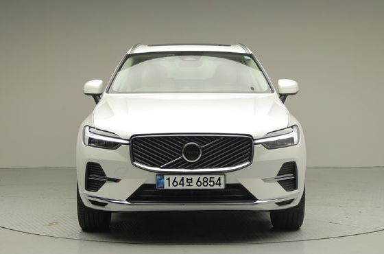 Volvo XC60 T8 Ultra Bright — пробег 421 км — фото 3 из 5