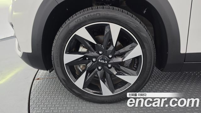 Kia Seltos из Кореи Encar
