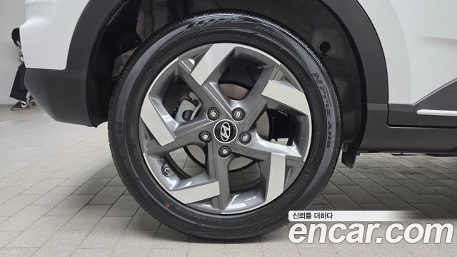 Hyundai Venue 1.6 Flux — пробег 2 638 км — фото 5 из 5