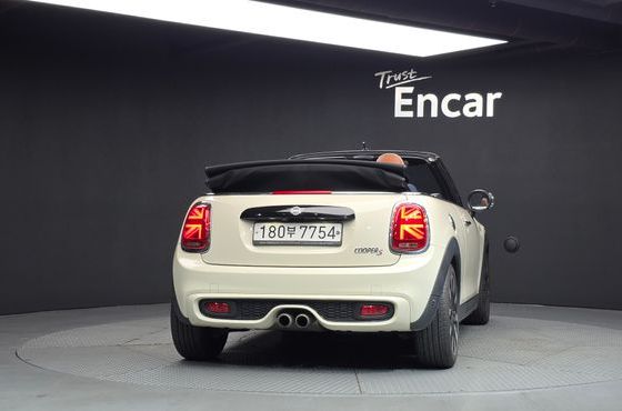 Mini Cooper Convertible Standard 3rd — пробег 59 180 км — фото 4 из 5