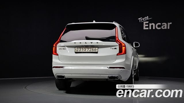 Volvo XC90 T6 Inscription — пробег 77 591 км — фото 4 из 5