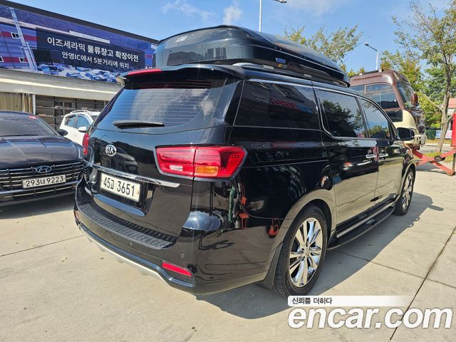 Kia Carnival из Кореи Encar