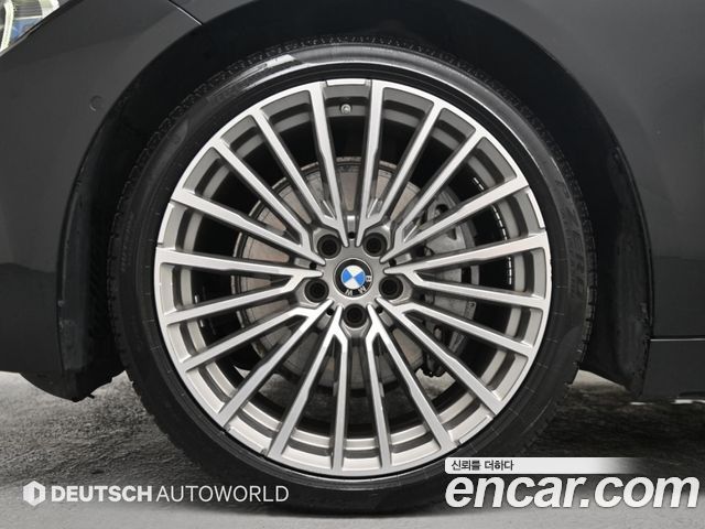 BMW 7-Series 730Ld xDrive Design Pure Excellence — пробег 105 048 км — фото 5 из 5