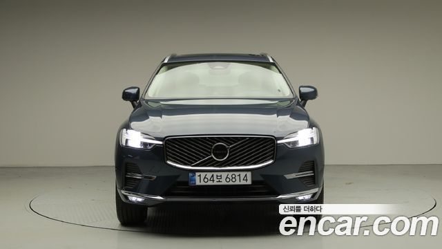 Volvo XC60 B5 Ultra Bright Air Sus — пробег 944 км — фото 3 из 5