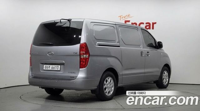Hyundai Starex 3-Seater VAN CVX Deluxe — пробег 157 749 км — фото 2 из 5