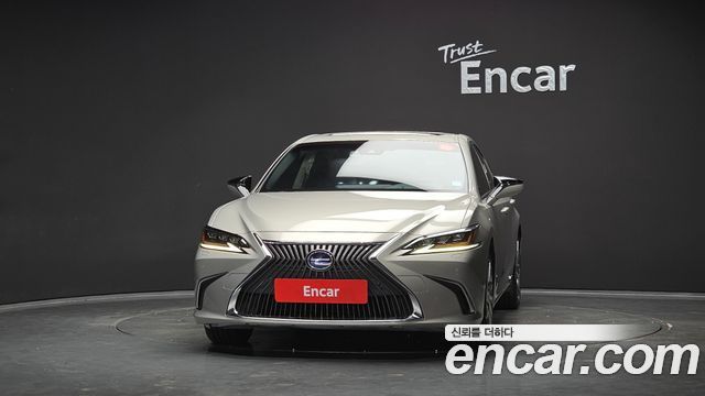 Lexus ES Executive — пробег 66 763 км — фото 3 из 5