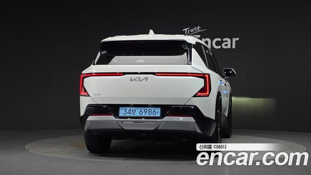 Kia EV5 Long Range 2WD Earth — пробег 865 км — фото 4 из 5