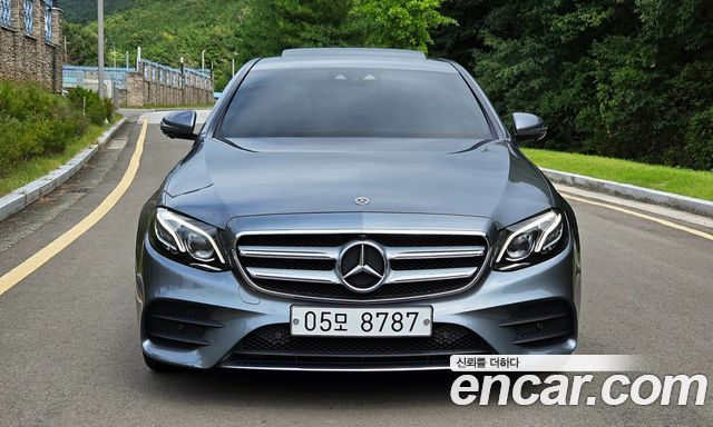 Mercedes-Benz E-Class E300 AMG Line — пробег 40 270 км — фото 3 из 5