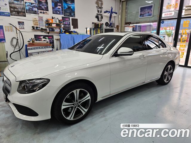 Mercedes-Benz E-Class из Кореи Encar