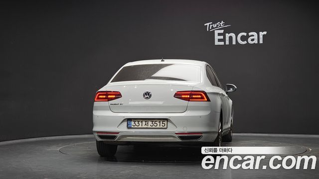 Volkswagen Passat из Кореи Encar