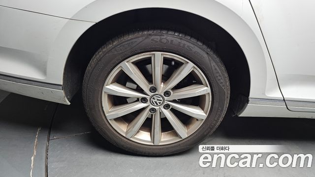 Volkswagen Passat из Кореи Encar