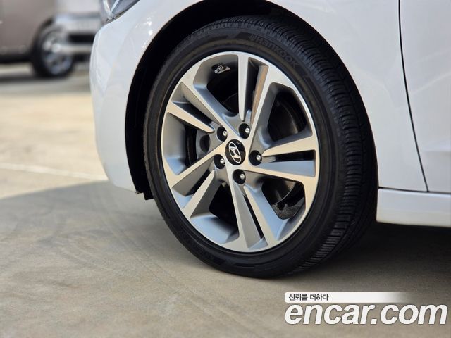Hyundai AVANTE из Кореи Encar