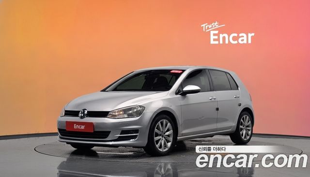 Volkswagen Golf 1.6 TDI — пробег 121 108 км — фото 1 из 5
