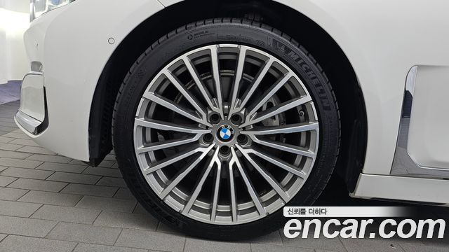 BMW 7-Series 740d xDrive Design Pure Excellence — пробег 160 431 км — фото 5 из 5