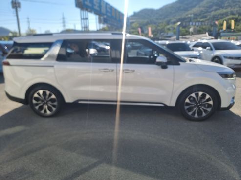 Kia Carnival Diesel 9-Seater Noblesse — пробег 117 000 км — фото 4 из 5