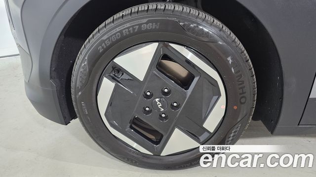 Kia EV3 Long Range 2WD AIr — пробег 3 199 км — фото 5 из 5