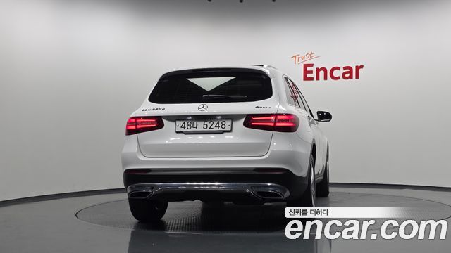 Mercedes-Benz GLC-Class GLC220 d 4MATIC — пробег 135 294 км — фото 4 из 5