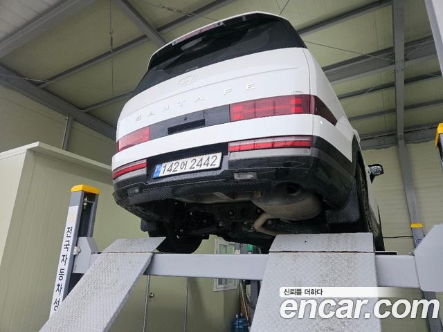 Hyundai Santafe HEV 1.6 4WD Calligraphy — пробег 70 379 км