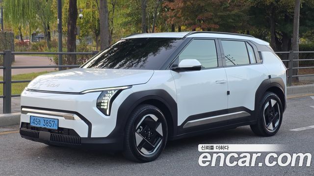 Kia EV3 из Кореи Encar