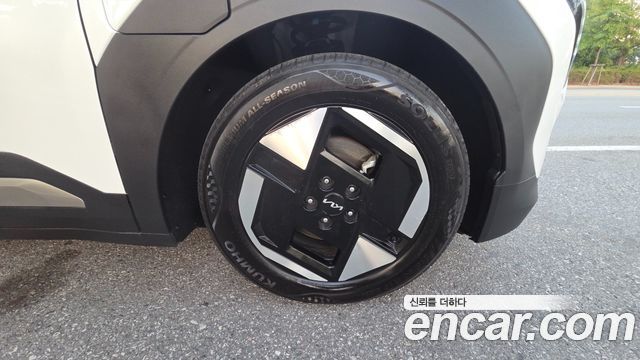 Kia EV3 из Кореи Encar