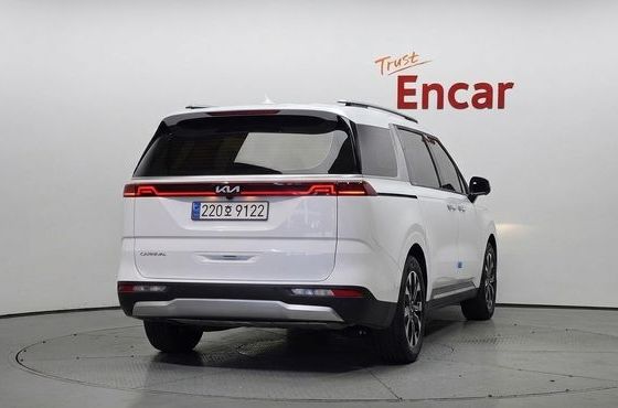 Kia Carnival Gasoline 9-Seater Prestige — пробег 42 055 км — фото 4 из 5