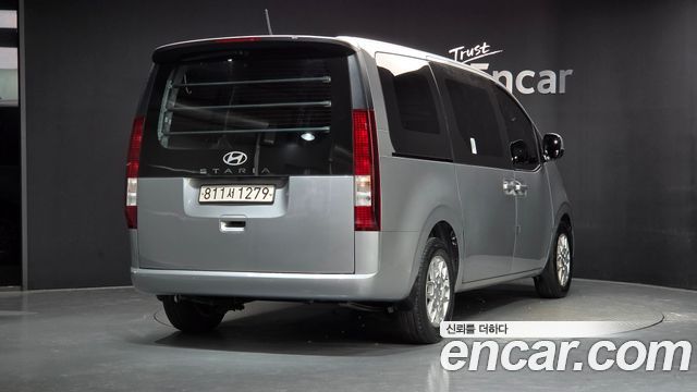 Hyundai Staria Cargo 3-Seater Modern — пробег 68 490 км — фото 2 из 5