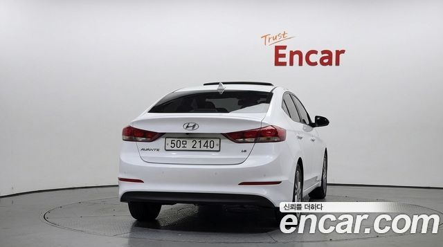 Hyundai AVANTE из Кореи Encar