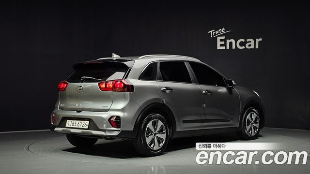 Kia Niro из Кореи Encar