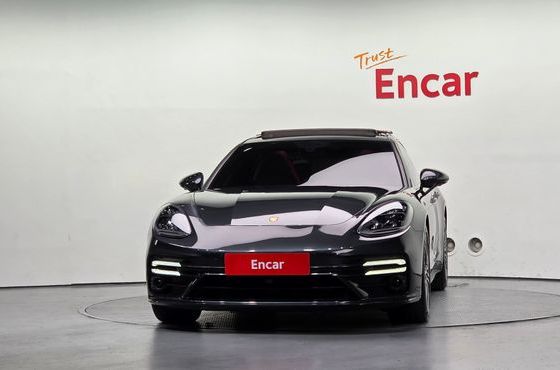 Porsche Panamera 3.0 AWD — пробег 69 626 км — фото 3 из 5
