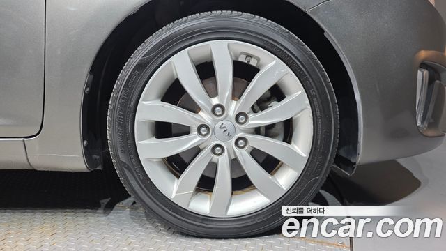 Kia Carens 1.7 VGT Luxury — пробег 79 730 км — фото 5 из 5