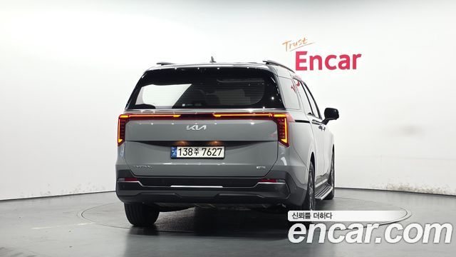 Kia Carnival HEV 7seater Gravity — пробег 7 183 км — фото 4 из 5