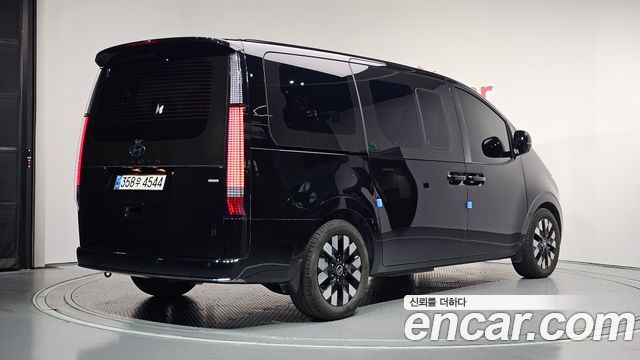 Hyundai Staria из Кореи Encar
