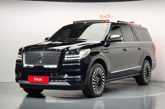 Lincoln Navigator 3.5L Black Label — пробег 78 590 км — фото 1 из 5