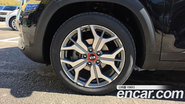 Kia Seltos из Кореи Encar