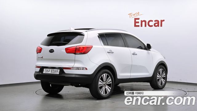 Kia Sportage Diesel 2WD Prestige — пробег 136 939 км — фото 2 из 5