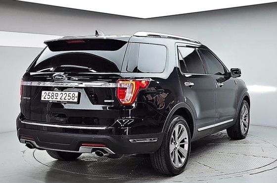 Ford Explorer 2.3 Limited 4WD 5th — пробег 89 568 км — фото 2 из 5