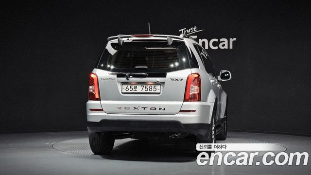 Ssangyong Rexton 2.0 4WD RX7 Prestige — пробег 74 281 км — фото 4 из 5