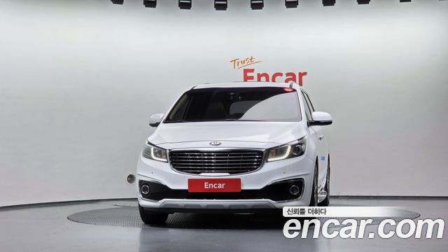 Kia Carnival 9-Seater Noblesse Special — пробег 137 703 км — фото 3 из 5
