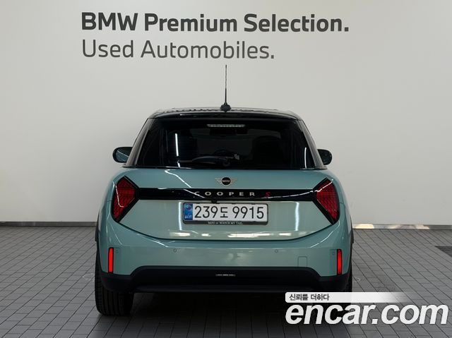 Mini Cooper 5 Door Favoured — пробег 19 км — фото 3 из 5