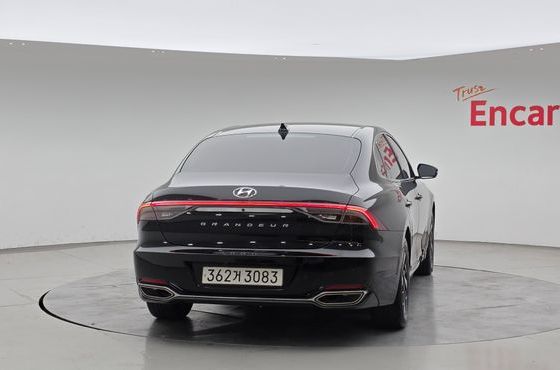 Hyundai Grandeur Premium — пробег 108 645 км — фото 4 из 5