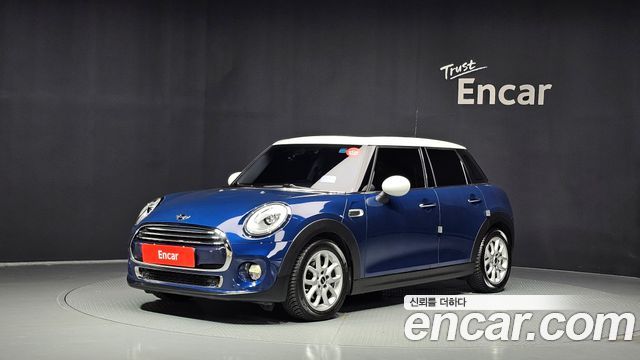 Mini Cooper 5Door HIGH 3rd — пробег 62 184 км — фото 1 из 5