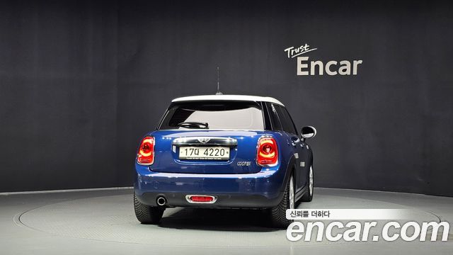 Mini Cooper 5Door HIGH 3rd — пробег 62 184 км — фото 4 из 5