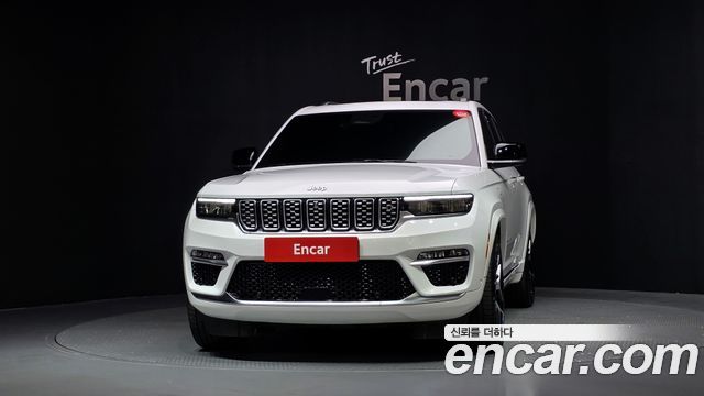 Jeep Cherokee 4xe Summit Reserve — пробег 73 450 км — фото 3 из 5