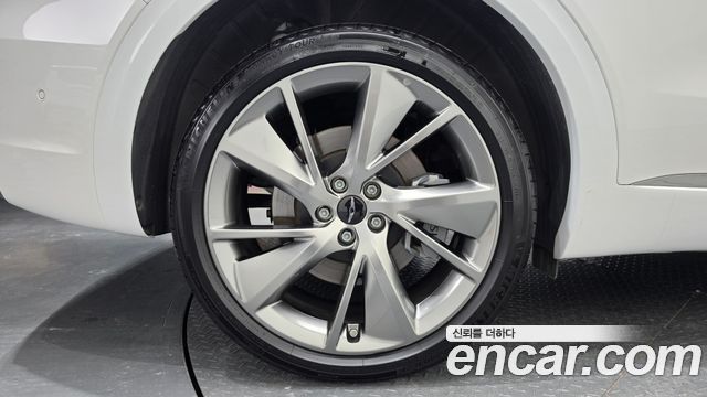 Genesis GV70 2.5T Gasoline AWD — пробег 26 261 км — фото 5 из 5
